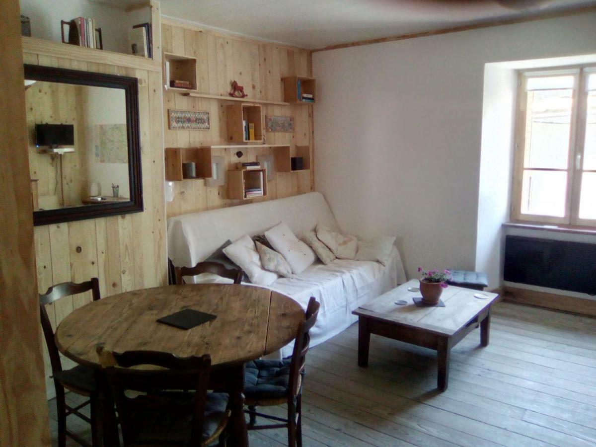 Au 17 Murat (Cantal) Exterior foto